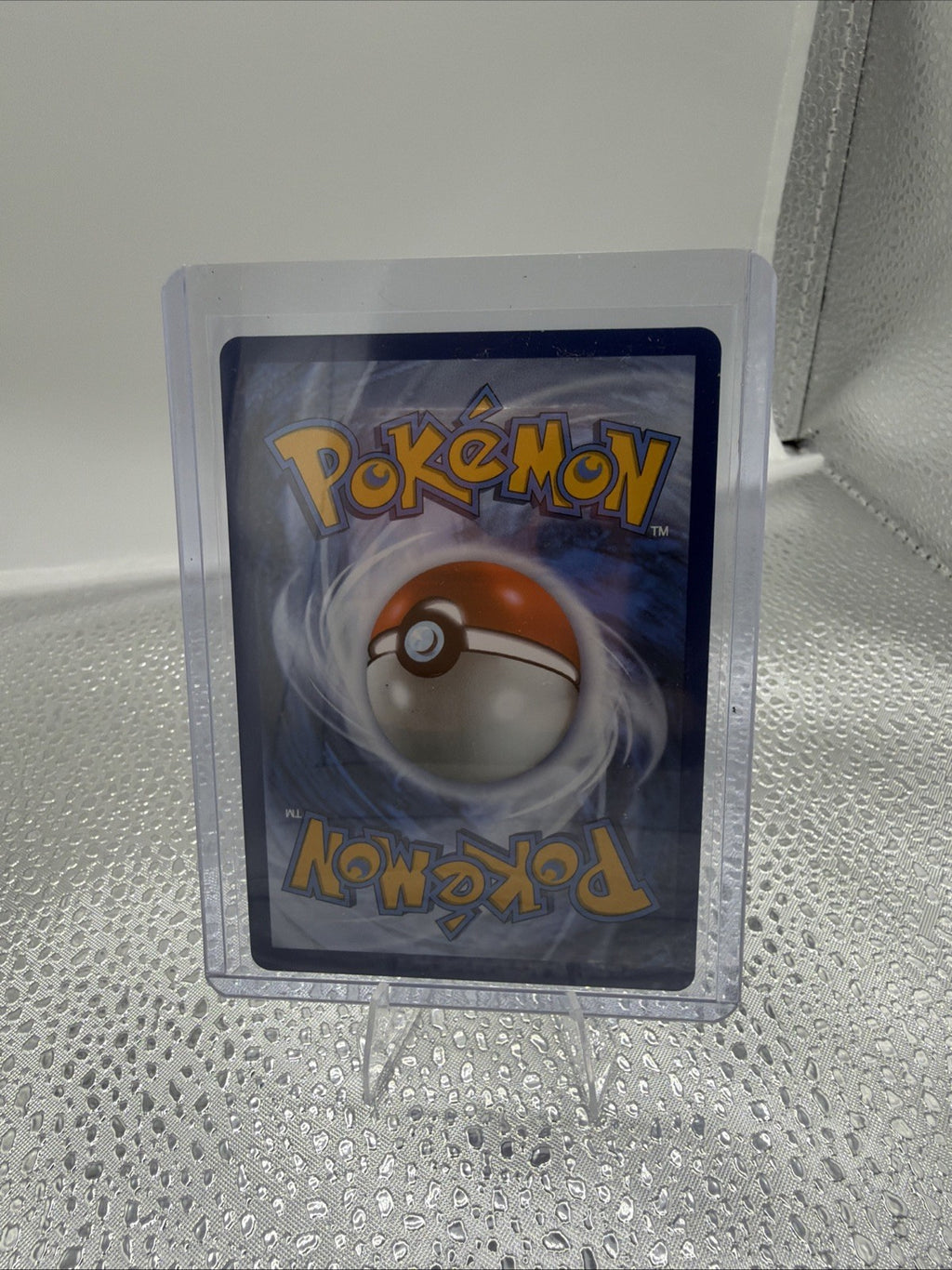 Meowth 106/094 Me02: Phantasmal Flames Holo